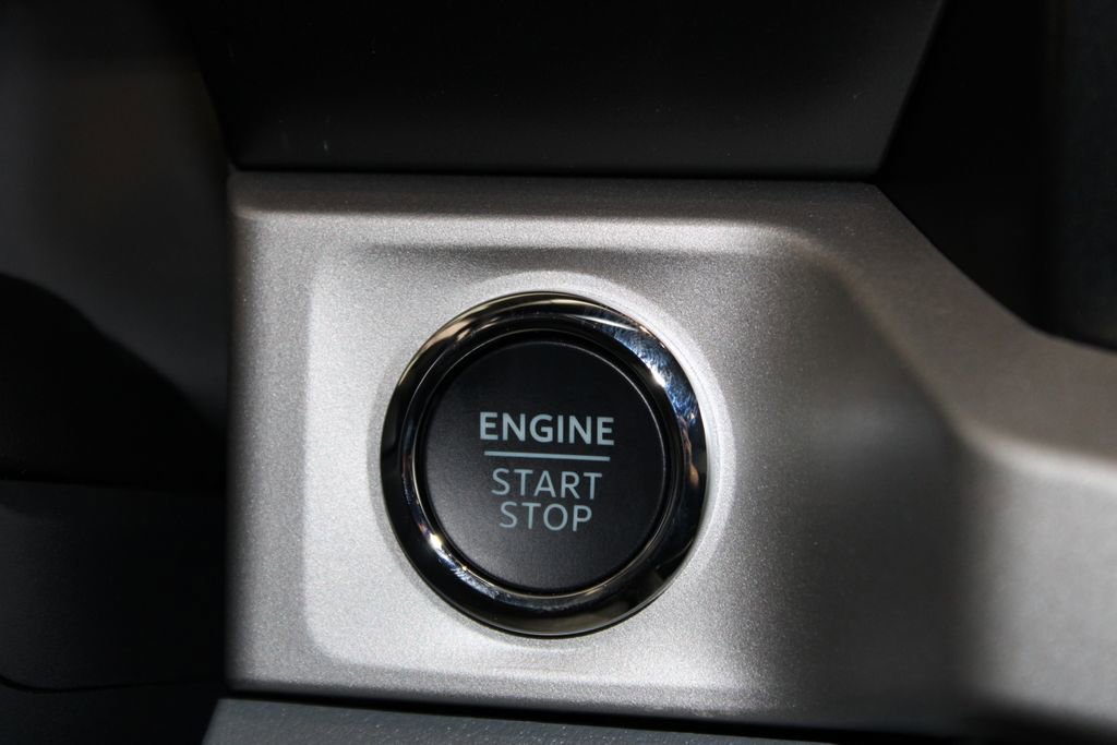 New 2026 Ford F250 XLT w/ XLT Premium Package image 47