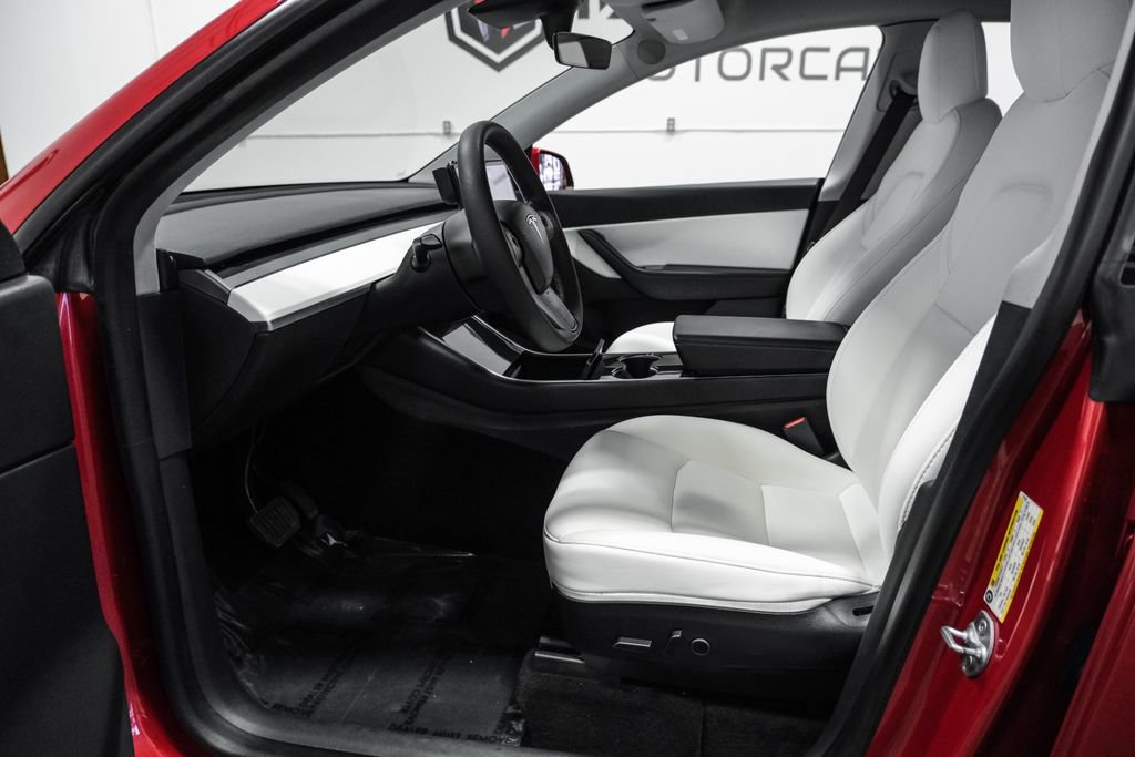 Used 2021 Tesla Model Y Long Range AWD/4WD image 4