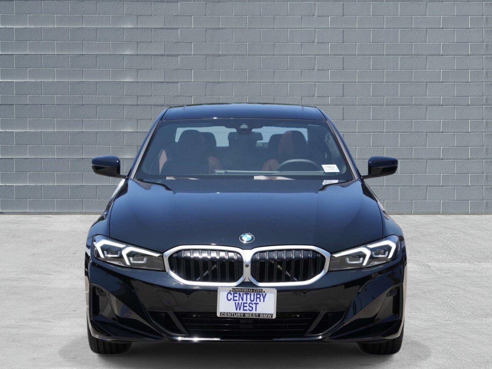 Used 2025 BMW 330i Sedan w/ Convenience Package RWD image 2