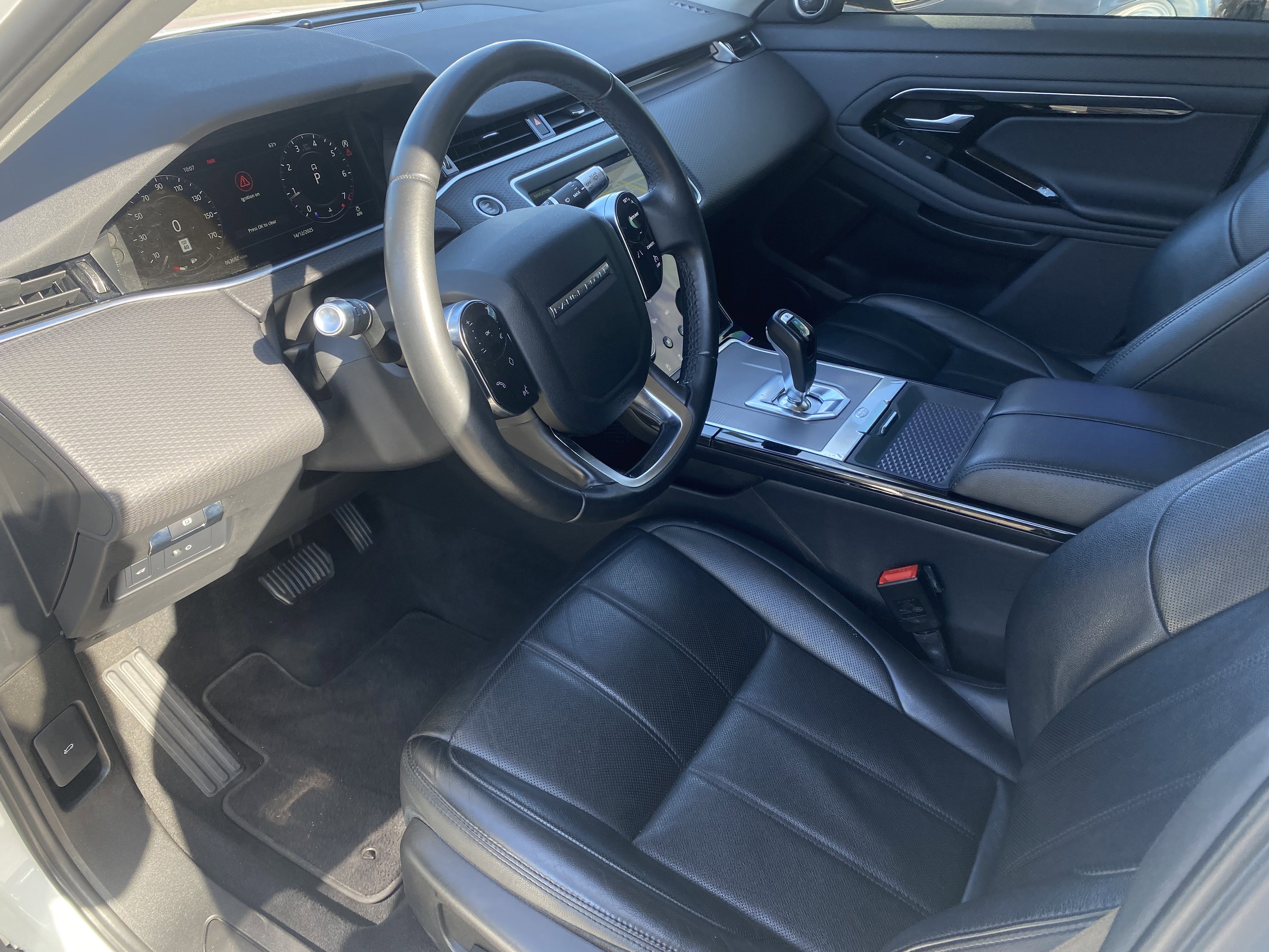 Used 2020 Land Rover Range Rover Evoque S AWD/4WD image 11