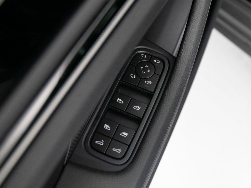 New 2026 Porsche Panamera 4 AWD/4WD image 22