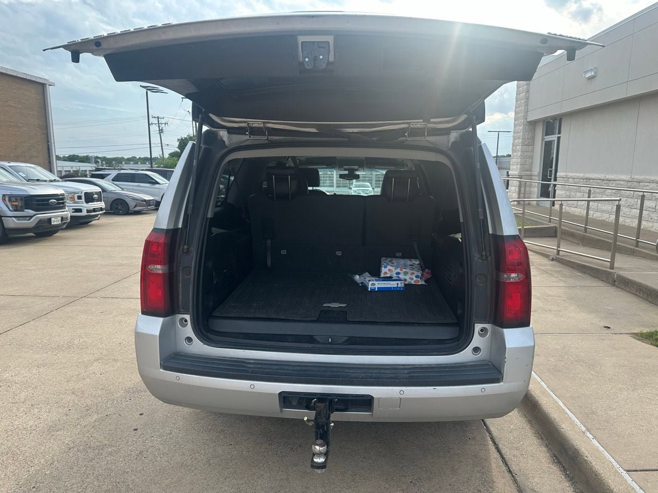 Used 2016 Chevrolet Suburban LS w/ Max Trailering Package RWD image 4