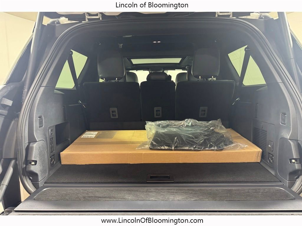 New 2026 Lincoln Navigator L Reserve AWD/4WD image 28