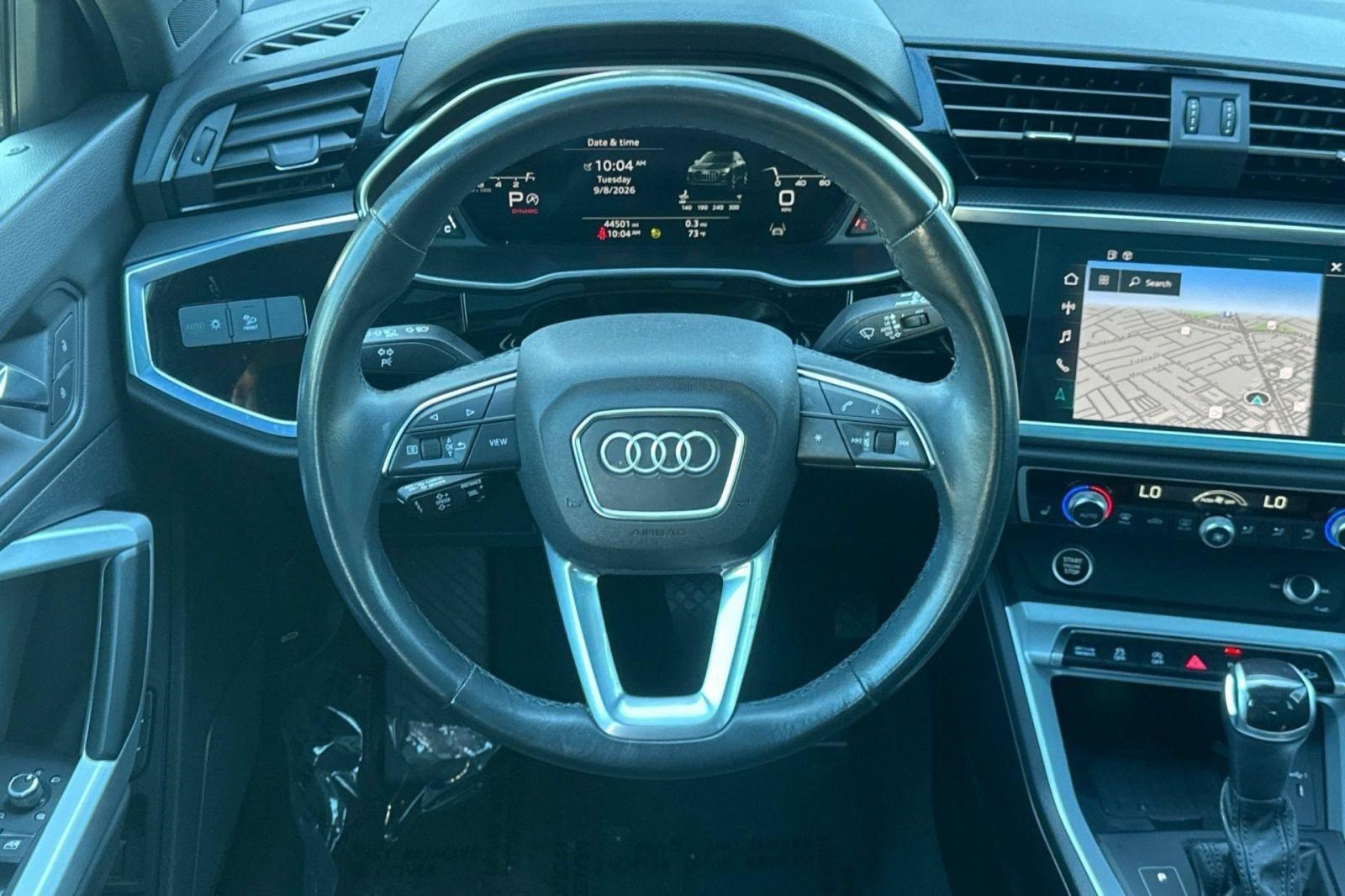 Used 2023 Audi Q3 2.0T Premium Plus w/ Premium Plus Package AWD/4WD image 32