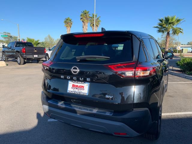Used 2023 Nissan Rogue SV FWD image 7