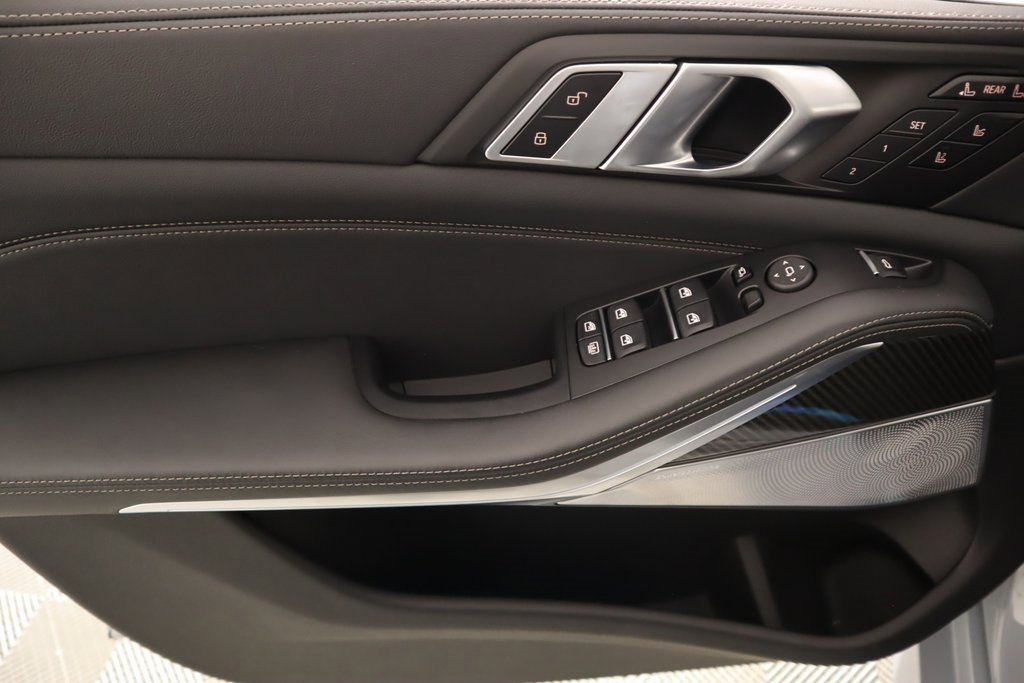 New 2026 BMW ALPINA XB7 image 18