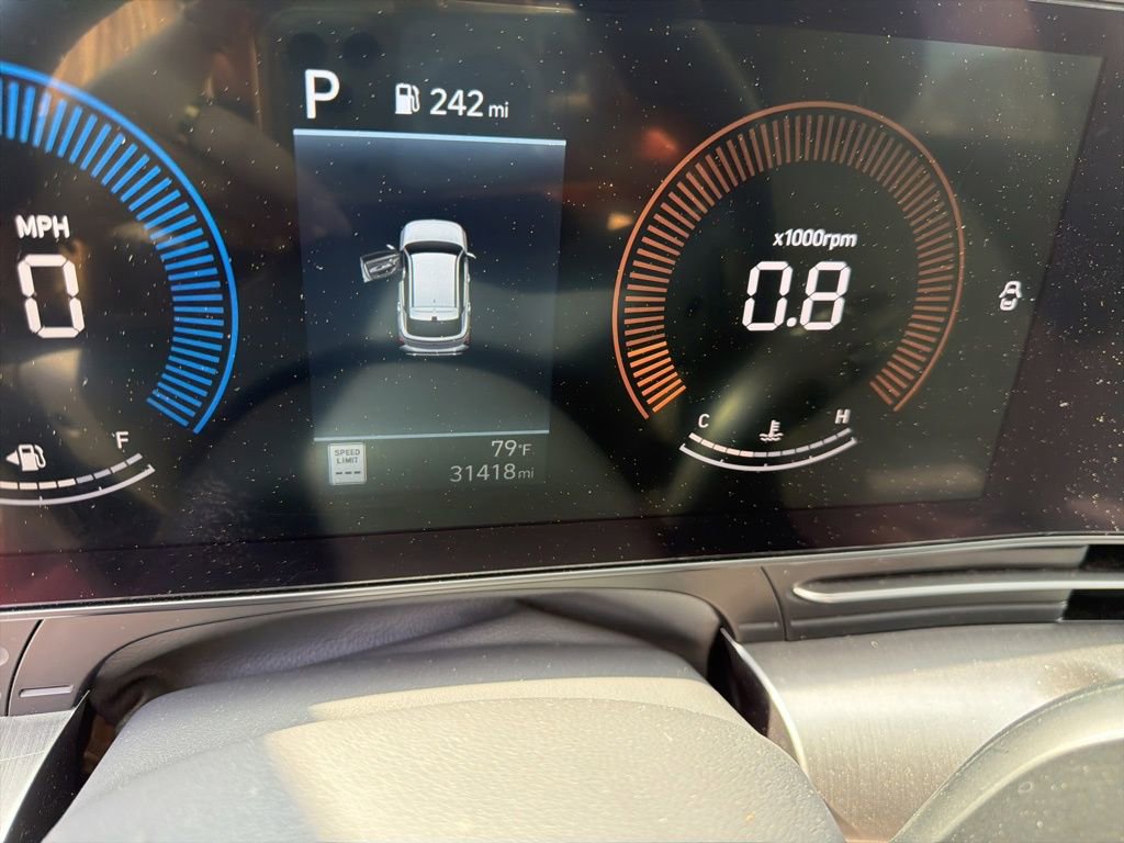 Used 2025 Hyundai Kona SEL image 8