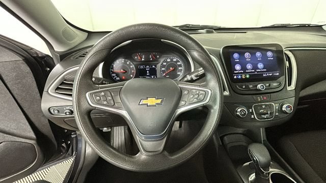 Used 2022 Chevrolet Malibu LS FWD image 14