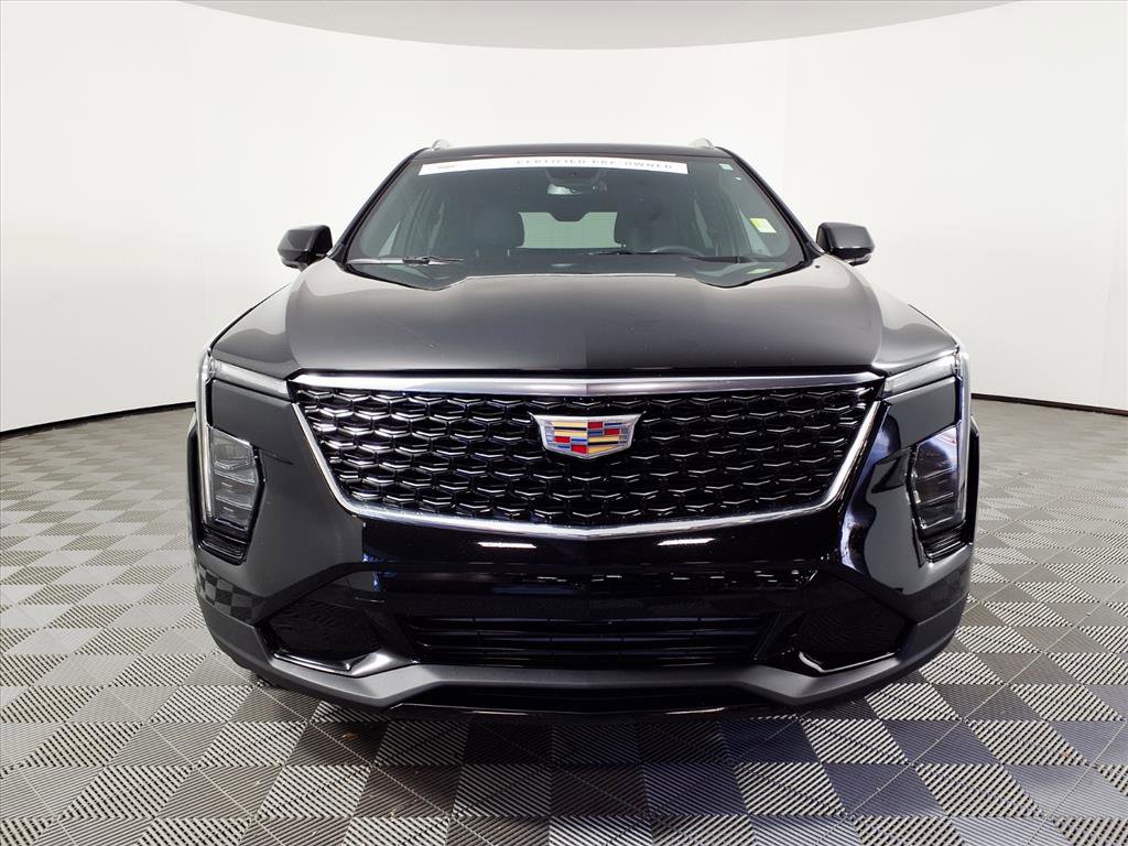 Certified 2024 Cadillac XT4 Premium Luxury image 2