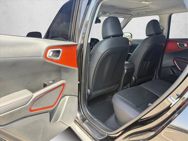 Used 2025 Kia Soul GT-Line w/ GT-Line Technology Package FWD image 21
