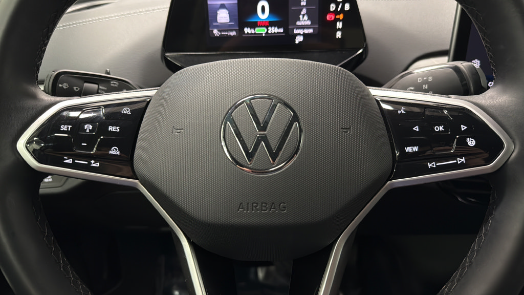 Used 2024 Volkswagen ID.4 Pro S AWD/4WD image 16