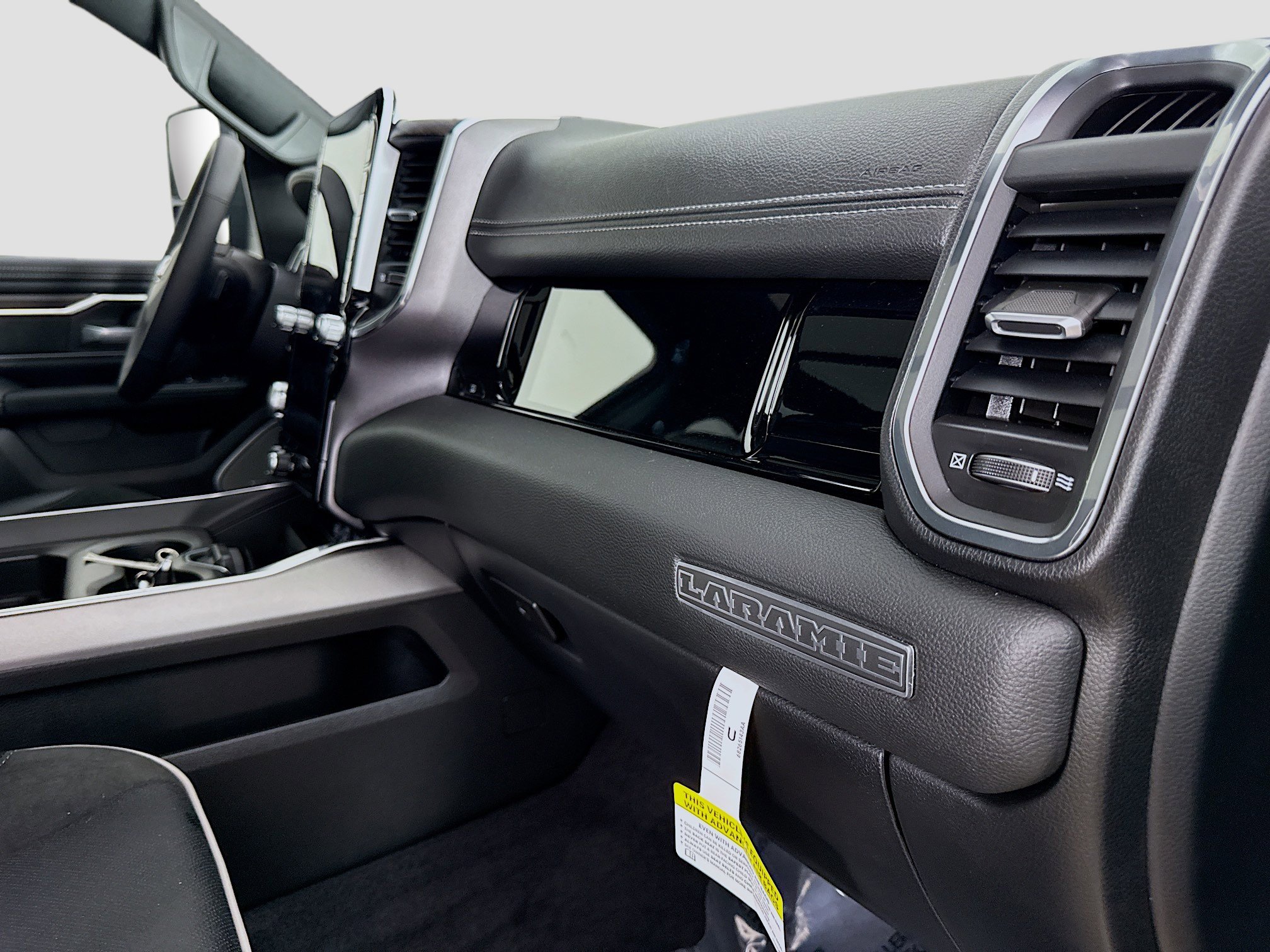 Used 2026 RAM 1500 Laramie w/ Night Edition image 30