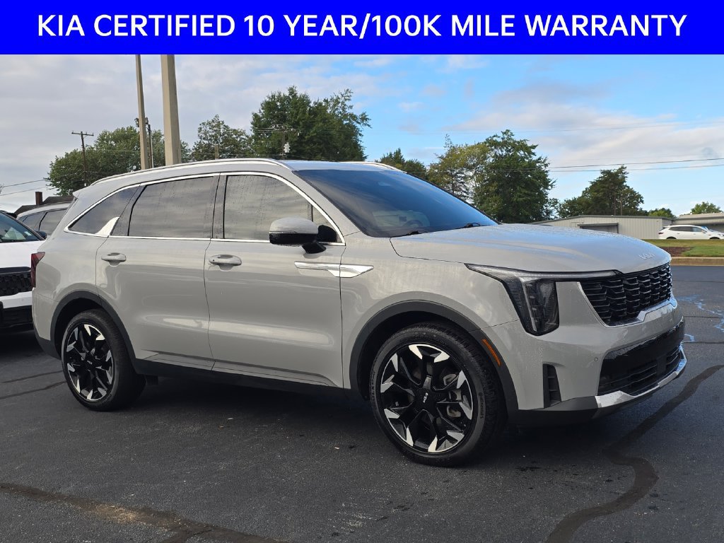 Certified 2025 Kia Sorento EX FWD image 1