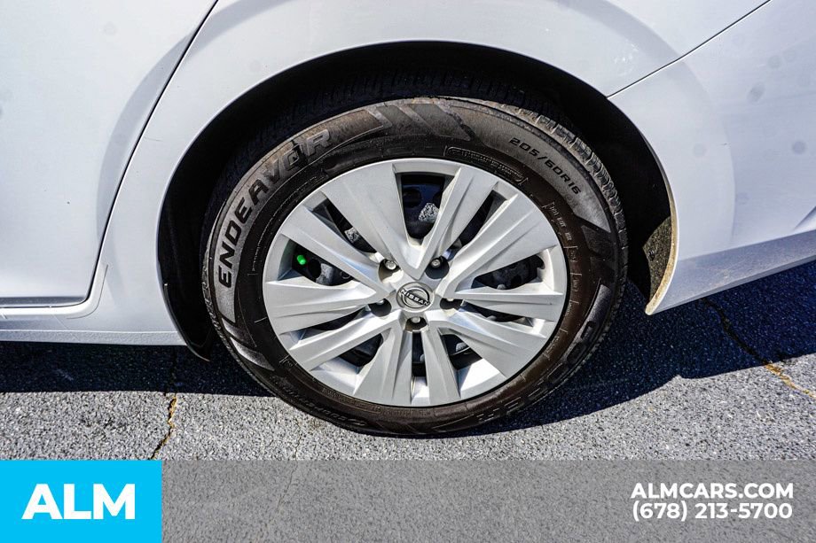 Used 2024 Nissan Sentra S FWD image 17