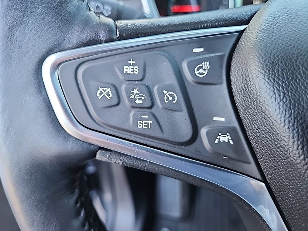 Used 2018 Chevrolet Equinox Premier AWD/4WD image 18