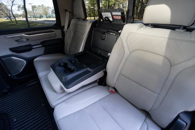 Used 2024 RAM 1500 Limited image 31