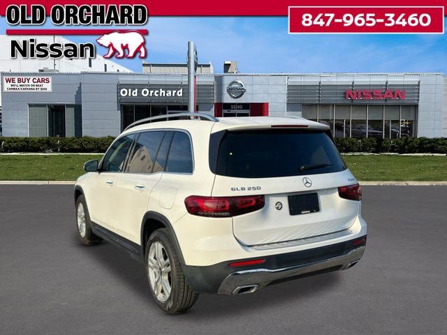 Used 2022 Mercedes-Benz GLB 250 4MATIC w/ Premium Package Lite image 8