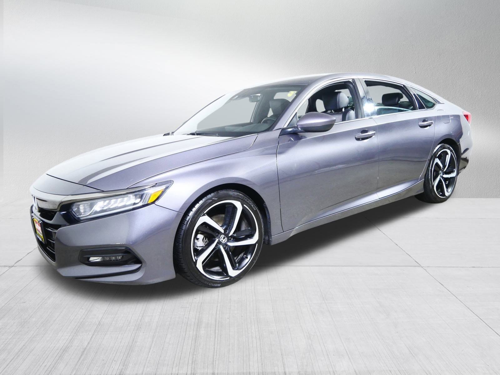Used 2018 Honda Accord Sport image 3