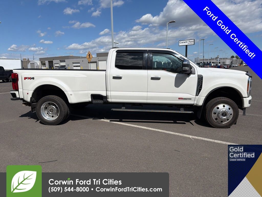 Used 2023 Ford F450 Platinum w/ FX4 Off-Road Package AWD/4WD image 8