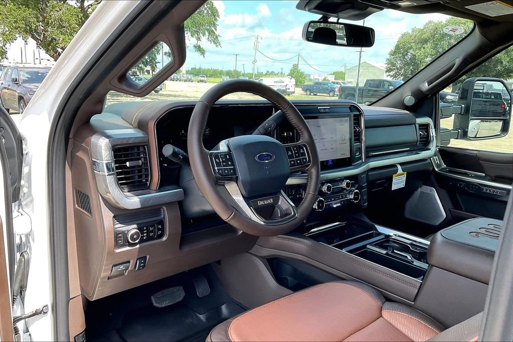 Used 2026 Ford F250 King Ranch w/ FX4 Off-Road Package AWD/4WD image 14