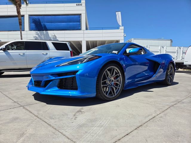 Used 2026 Chevrolet Corvette Z06 RWD image 2