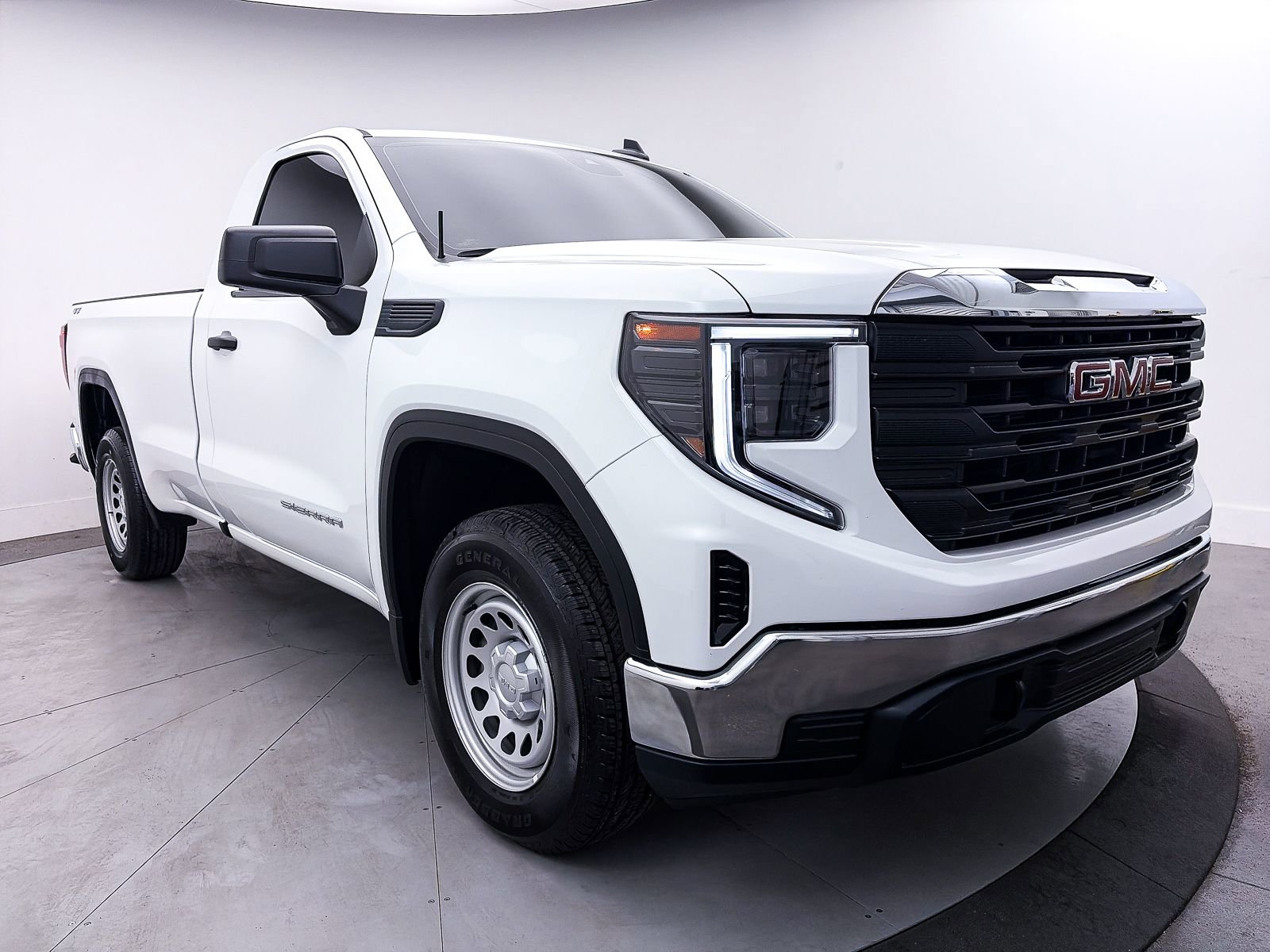 Used 2025 GMC Sierra 1500 Pro w/ Pro Value Package image 9