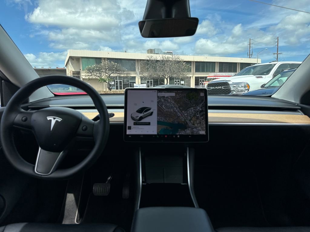 Used 2020 Tesla Model Y Long Range image 13