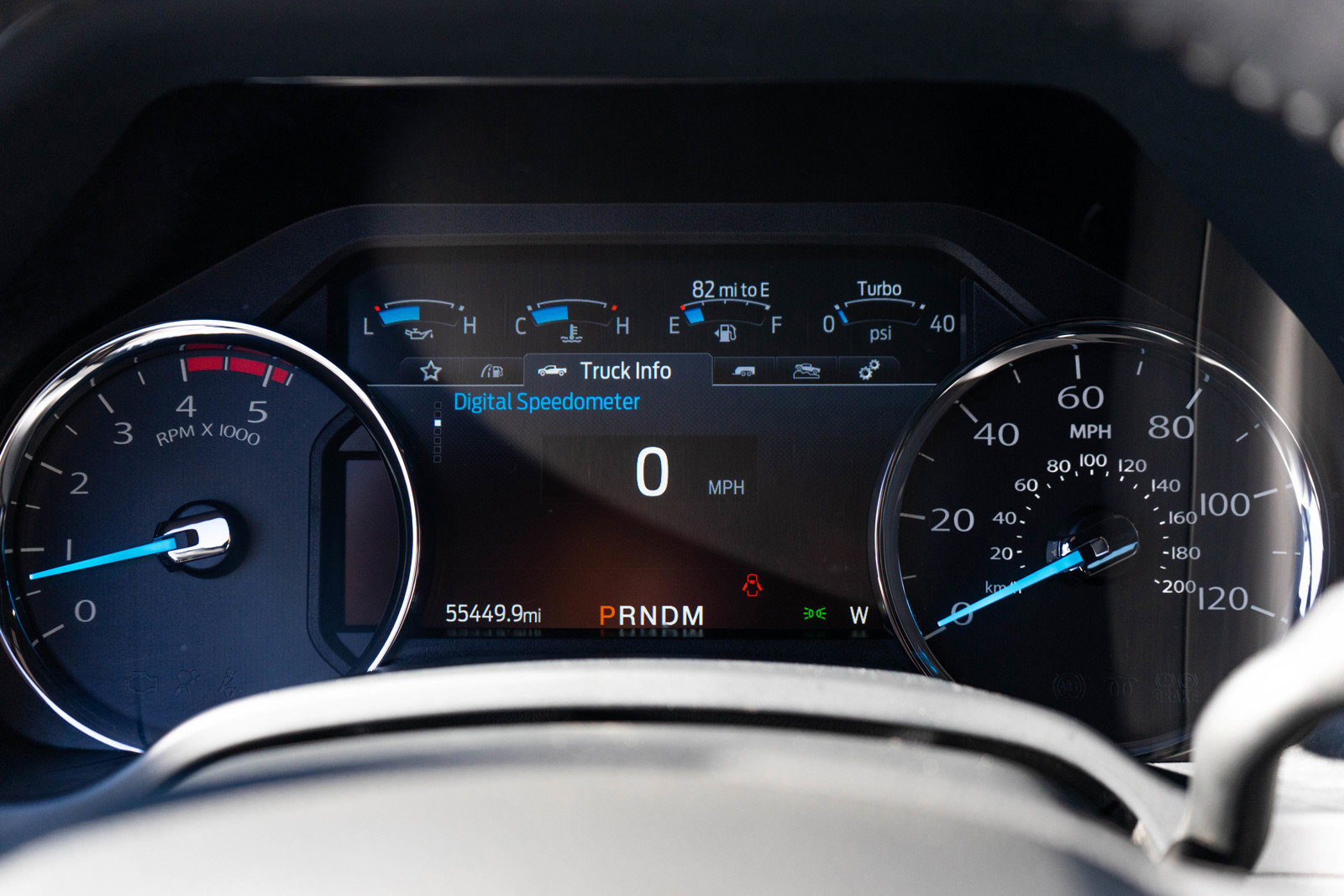 Used 2022 Ford F250 Lariat w/ Black Appearance Pkg image 11