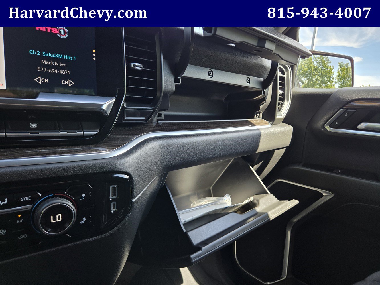 Used 2022 Chevrolet Silverado 1500 LT w/ Texas Edition Plus RWD image 12