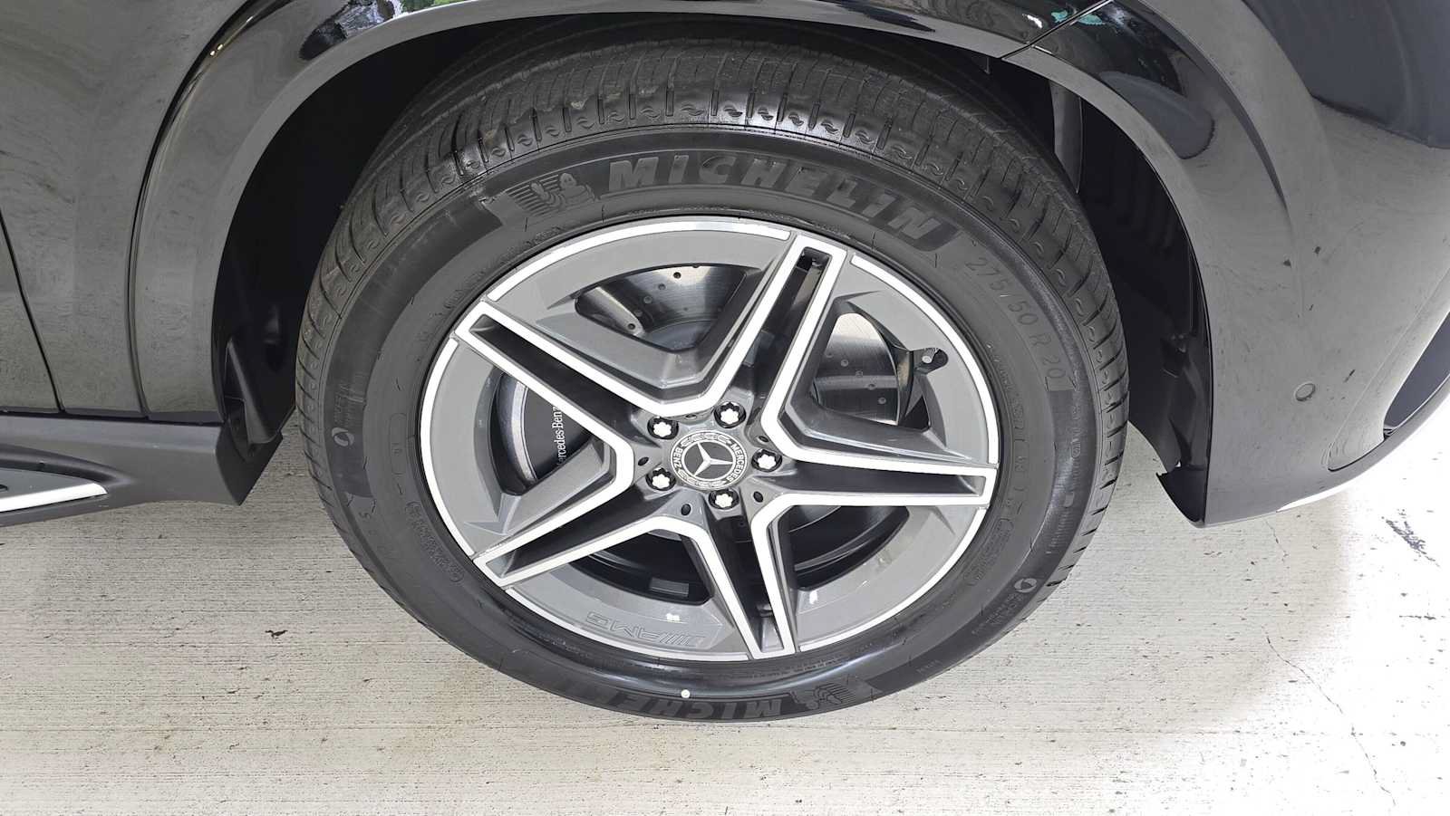New 2026 Mercedes-Benz GLE 450 4MATIC image 9