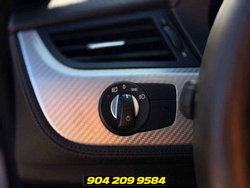 Used 2011 BMW Z4 sDrive35is RWD image 12