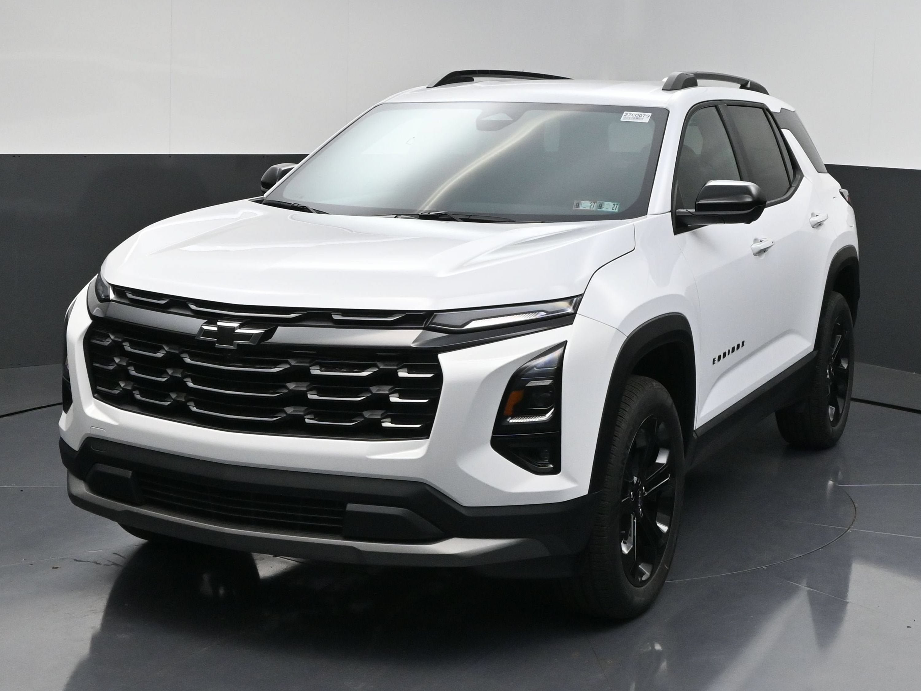 New 2027 Chevrolet Equinox LT w/ Convenience Package II FWD image 4