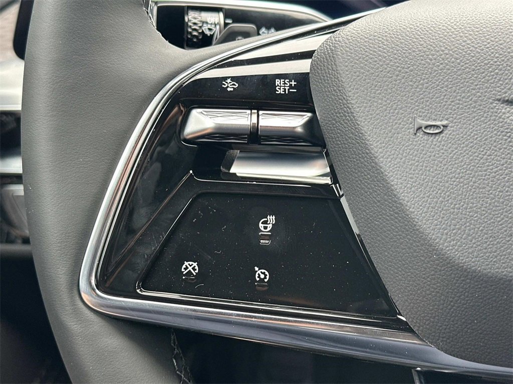 New 2025 Cadillac Lyriq Sport image 15