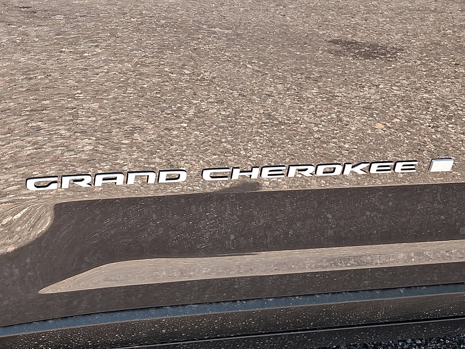 New 2025 Jeep Grand Cherokee Limited image 16