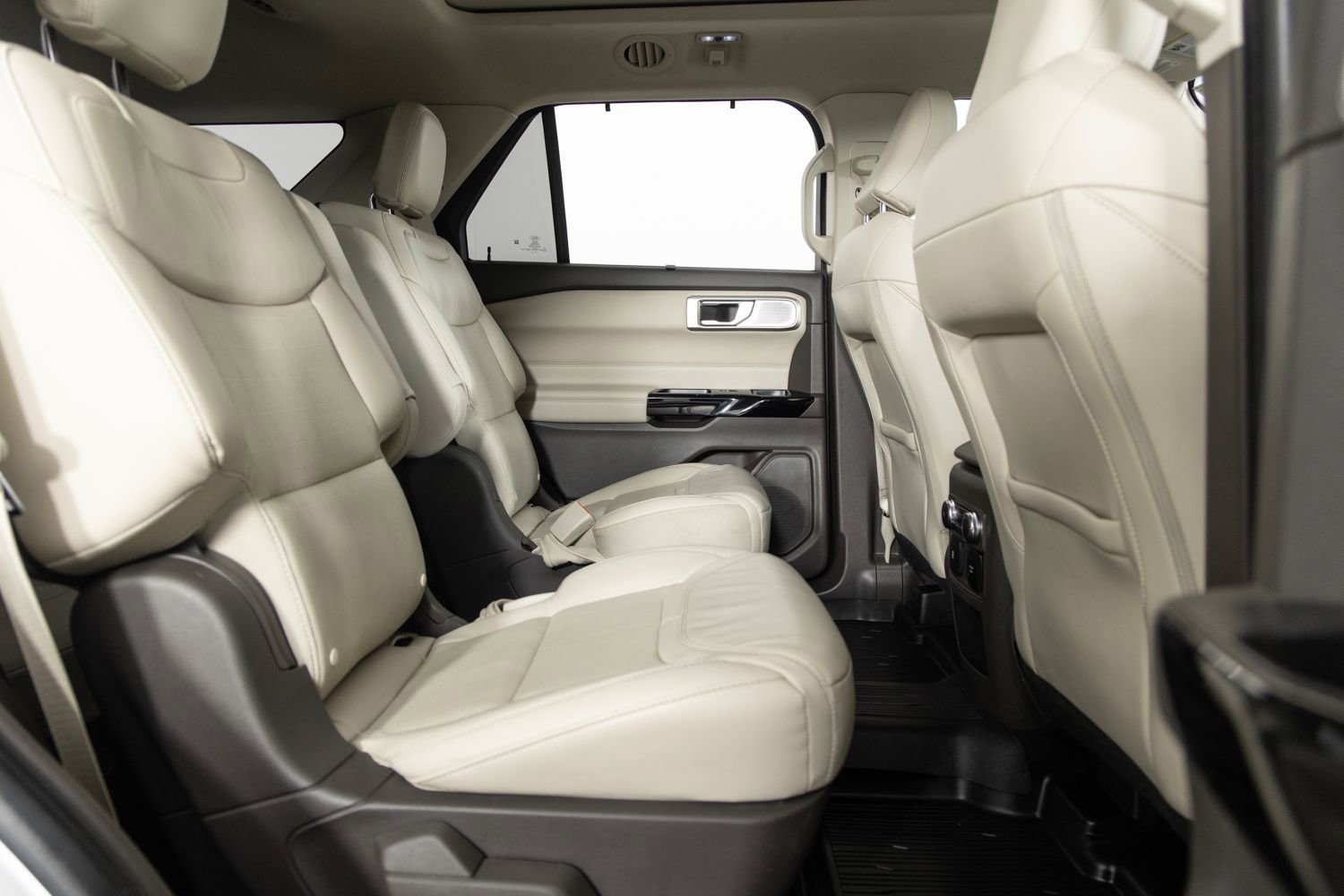 Used 2021 Ford Explorer Platinum w/ Equipment Group 601A image 24