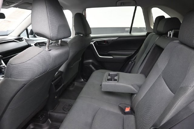 Certified 2021 Toyota RAV4 LE AWD/4WD image 14