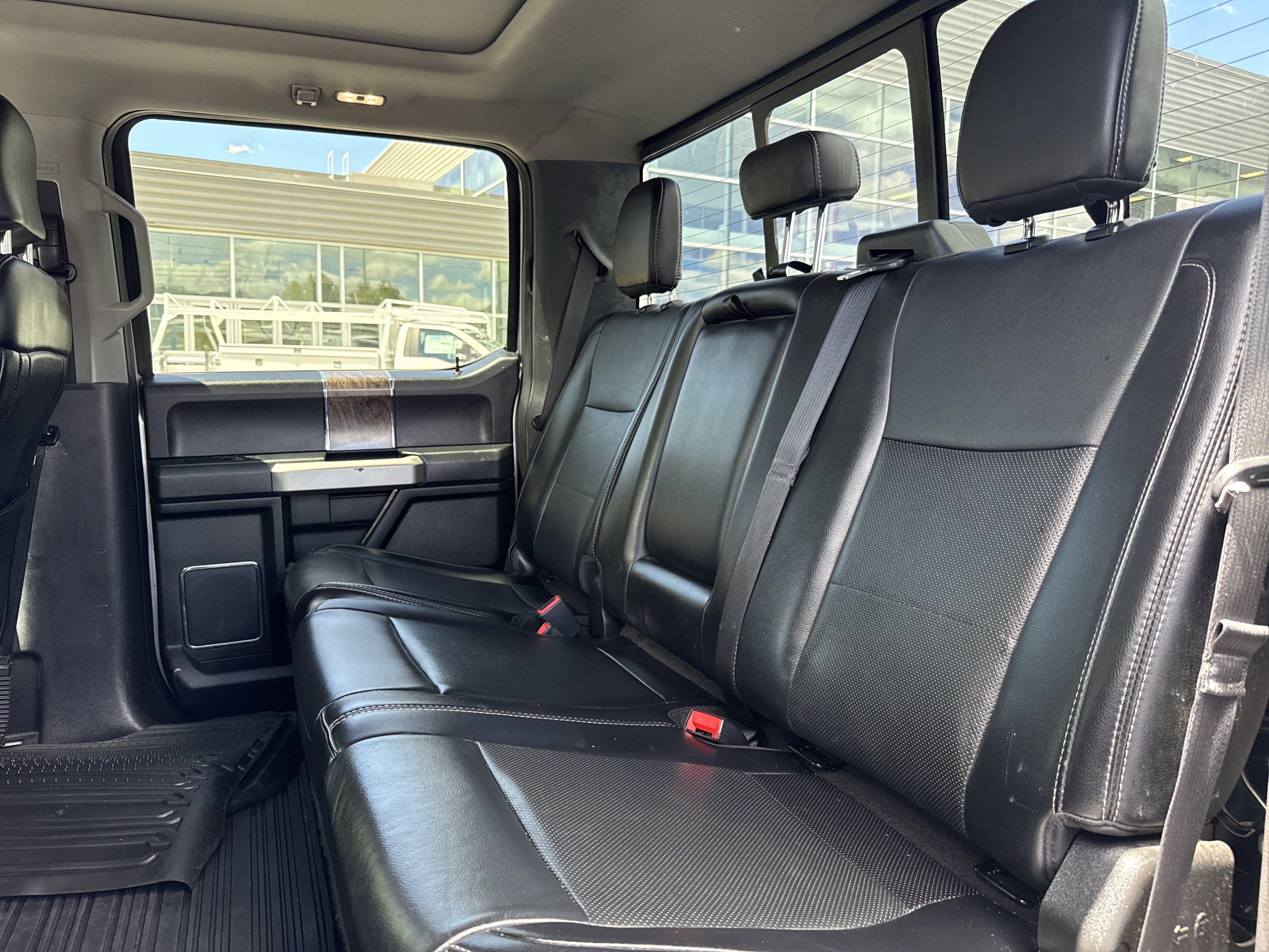 Used 2019 Ford F350 Lariat w/ Camper Package AWD/4WD image 26