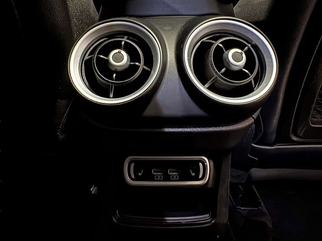 Used 2022 Alfa Romeo Stelvio Ti image 23