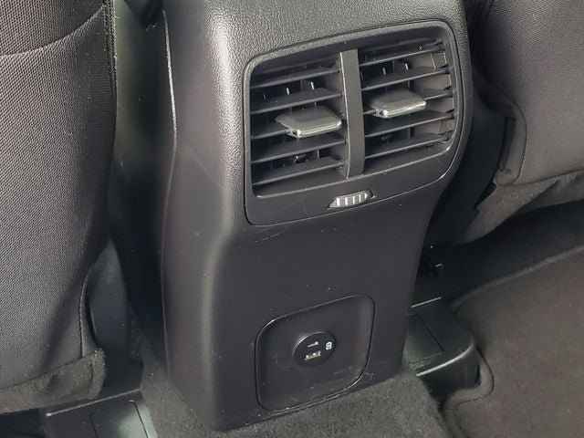 Used 2022 Ford Escape SE w/ SE Sport Appearance Package FWD image 25