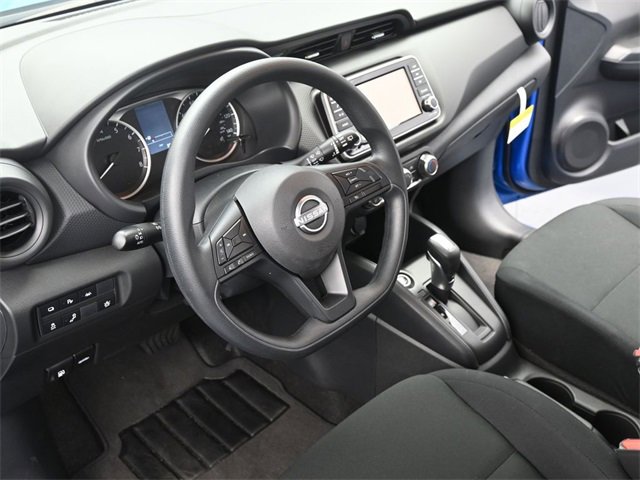 Used 2025 Nissan Kicks Play S image 14