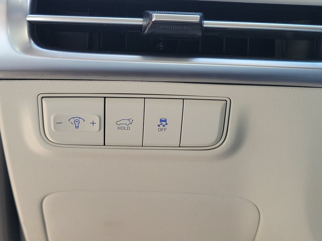 Used 2025 Hyundai Tucson SEL FWD image 21