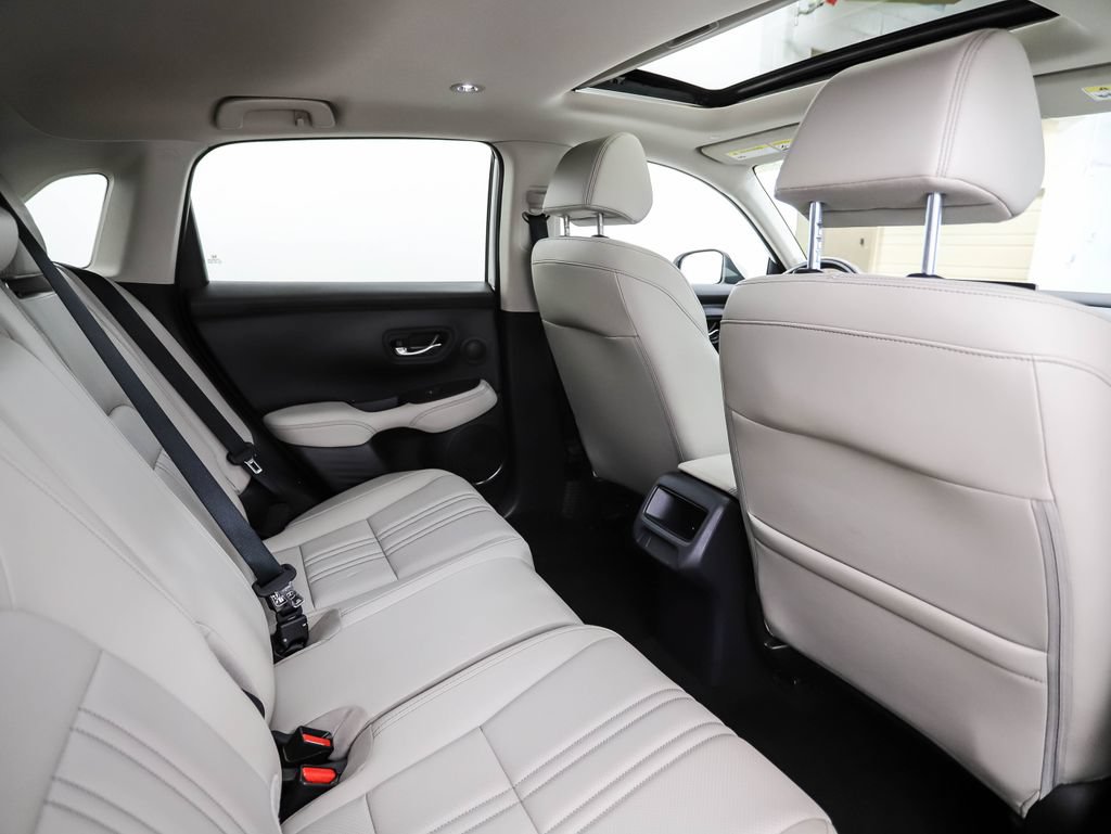 Used 2023 Honda HR-V EX-L image 25