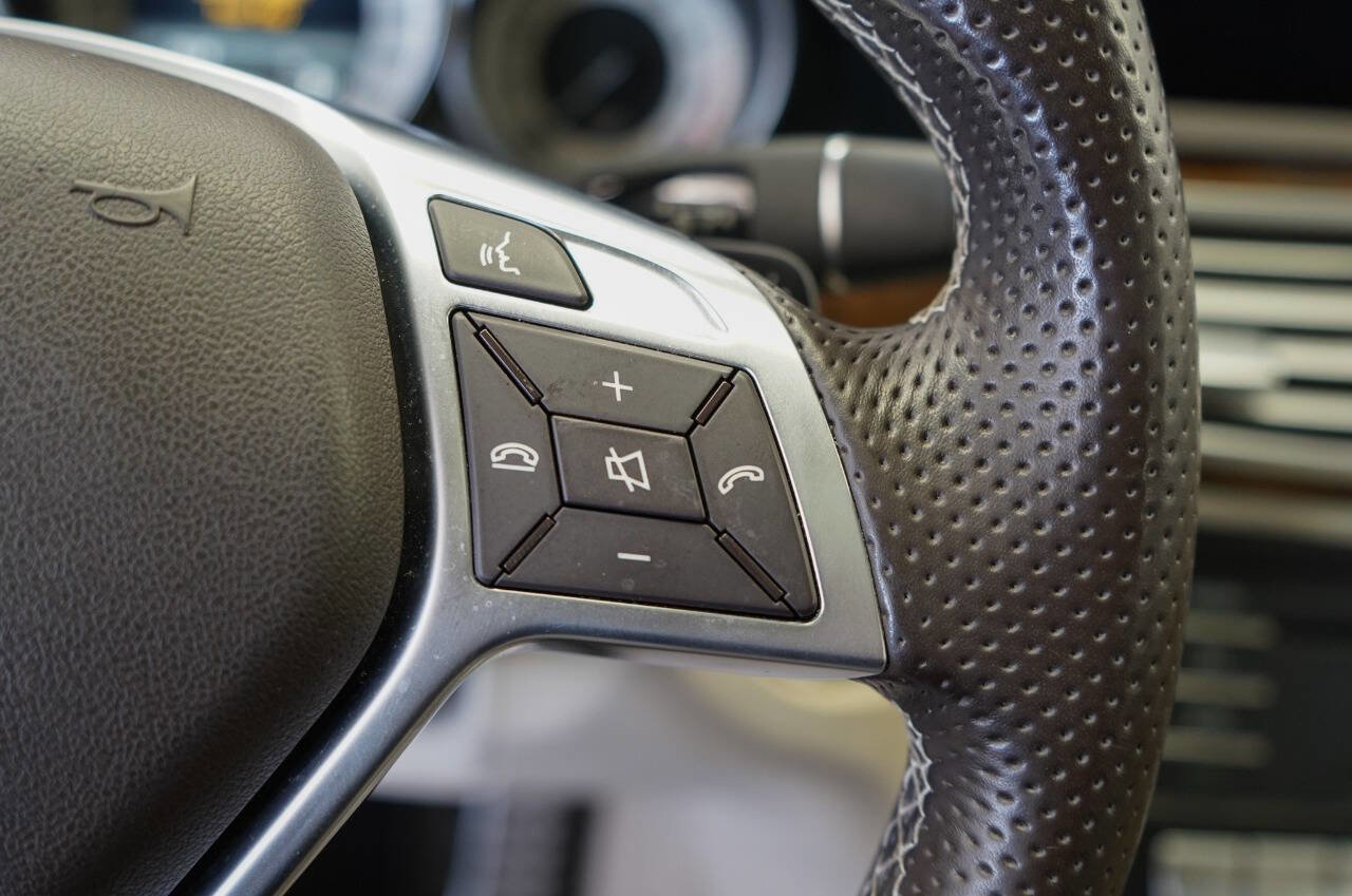 Used 2016 Mercedes-Benz E 350 4MATIC Wagon image 38