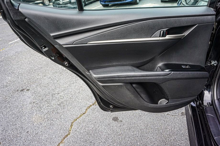 Used 2025 Toyota Camry SE image 47