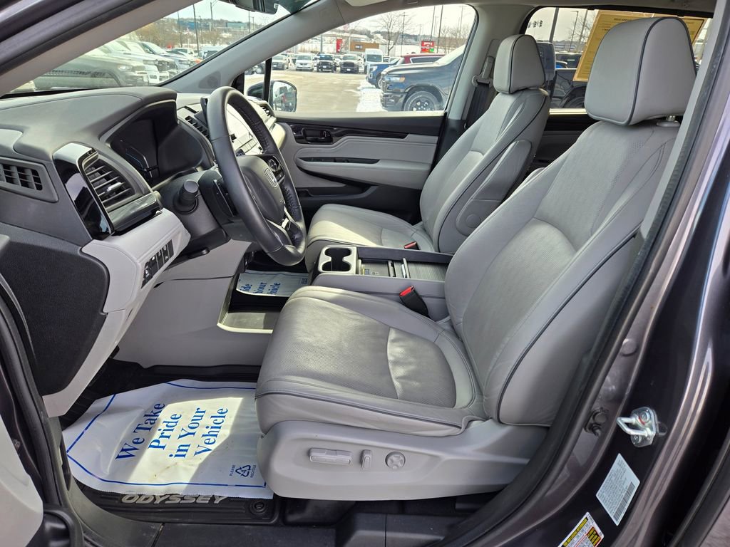 Used 2024 Honda Odyssey Elite image 13