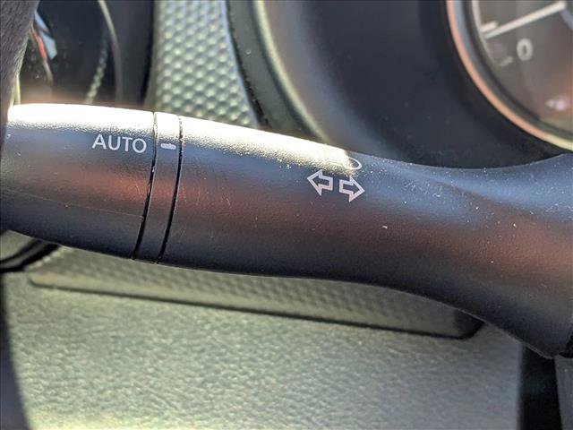 Used 2020 Nissan Kicks SV image 17