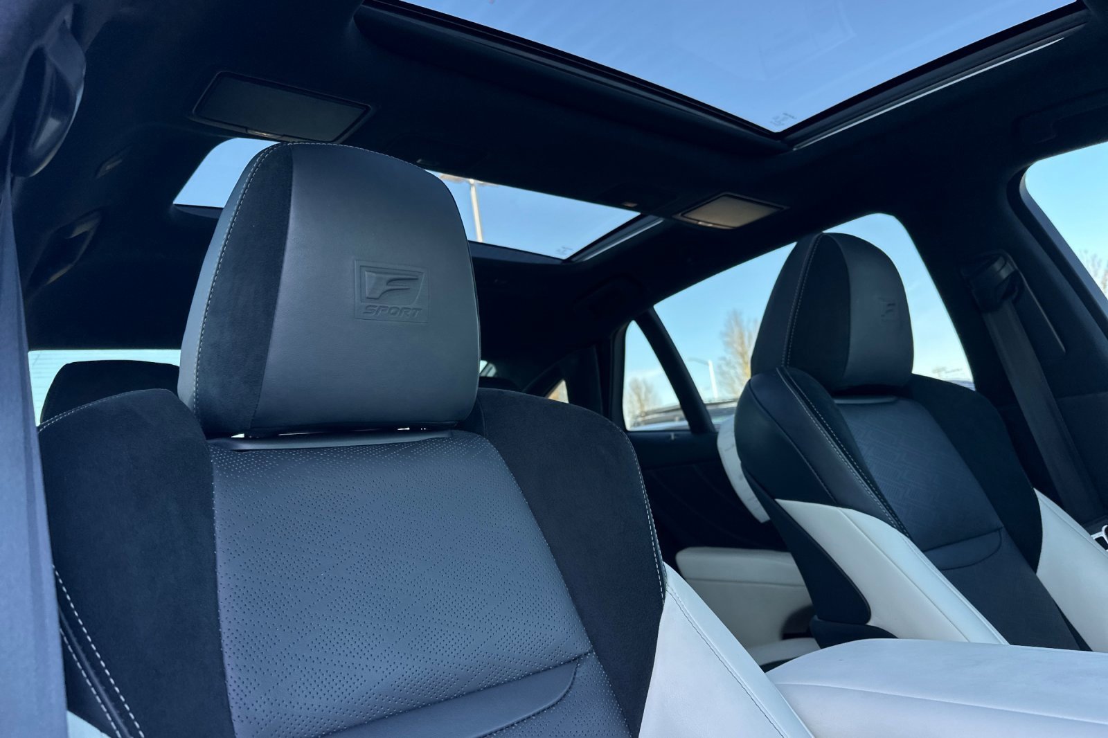 Used 2023 Lexus LS 500 F Sport image 16