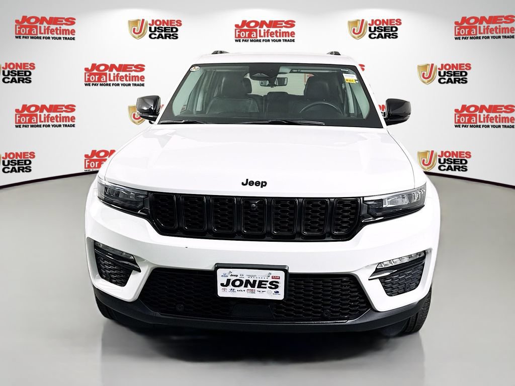 Used 2023 Jeep Grand Cherokee Limited w/ Luxury Tech Group II AWD/4WD image 13