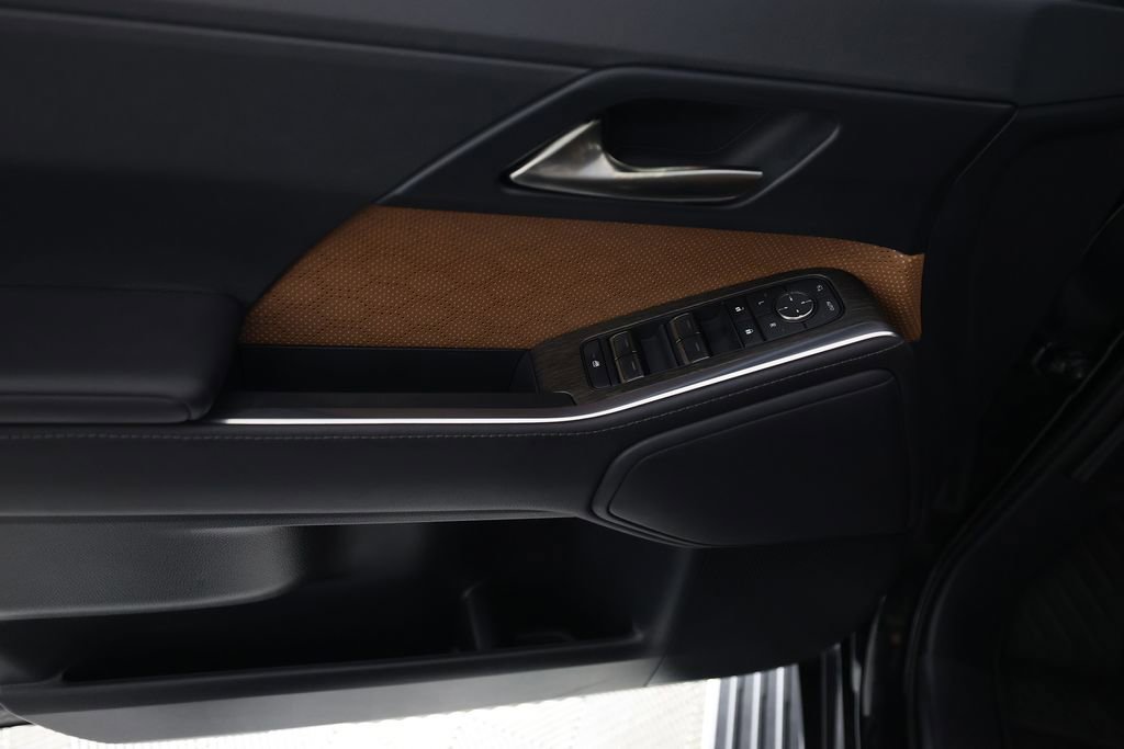 Used 2026 Lexus GX 550 550 Premium+ w/ Accessory Package (2T) image 19