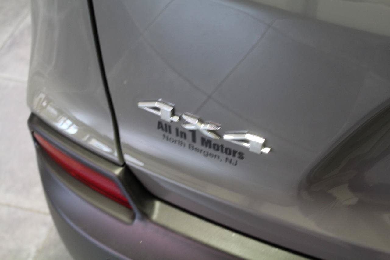 Used 2021 Jeep Cherokee Limited w/ Elite Package AWD/4WD image 34